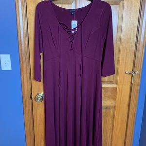 Maroon lace up midi dress